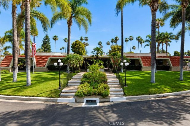 24921 Muirlands Boulevard 38, Lake Forest, CA 92630