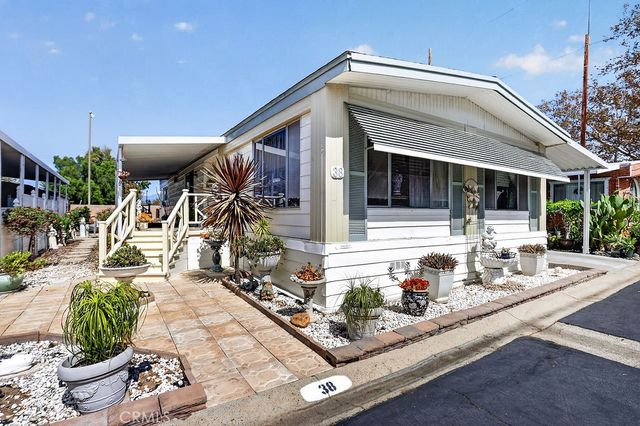 24921 Muirlands Boulevard 38, Lake Forest, CA 92630