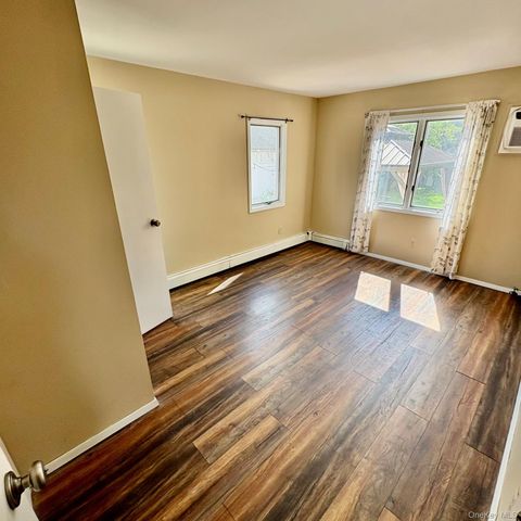 85 Spencer Avenue, Lynbrook, NY 11563