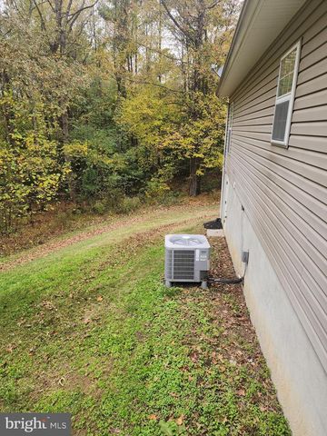 9620 MOHAWK DR, King George, VA 22485