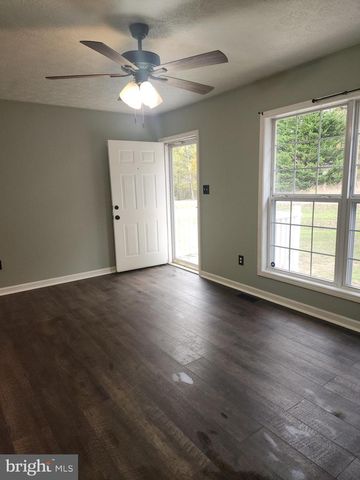 9620 MOHAWK DR, King George, VA 22485