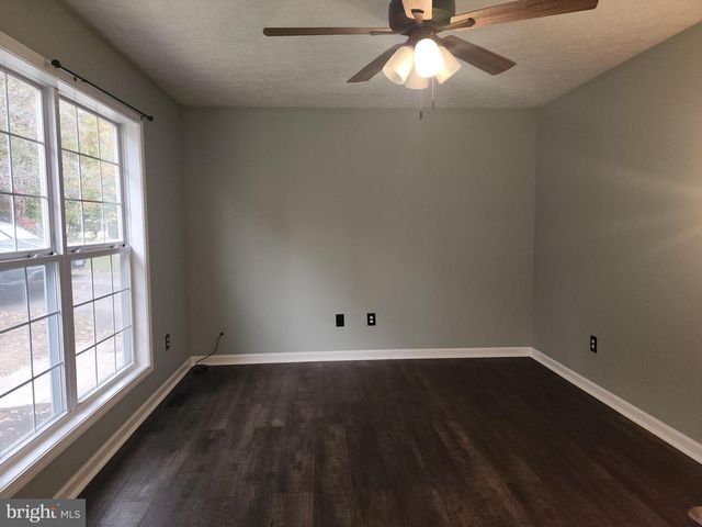 9620 MOHAWK DR, King George, VA 22485