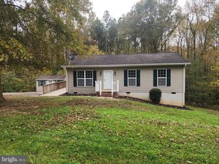 9620 MOHAWK DR, King George, VA 22485