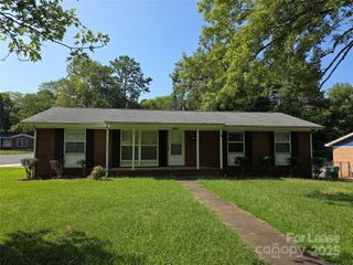 4800 Crestmont Drive, Charlotte, NC 28205