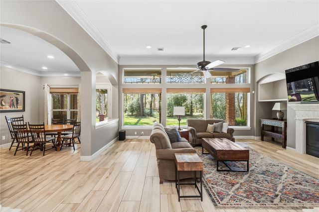 28427 E Benders Landing Boulevard, Spring, TX 77386