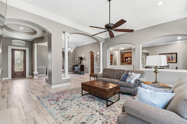 28427 E Benders Landing Boulevard, Spring, TX 77386