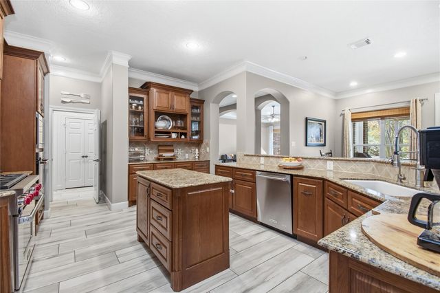 28427 E Benders Landing Boulevard, Spring, TX 77386