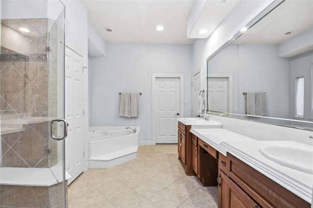 28427 E Benders Landing Boulevard, Spring, TX 77386