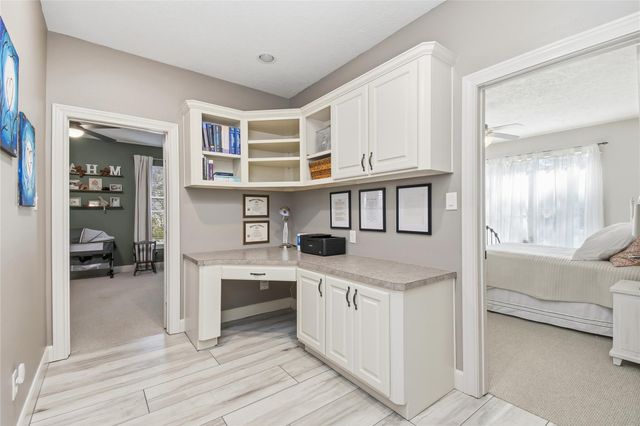 28427 E Benders Landing Boulevard, Spring, TX 77386