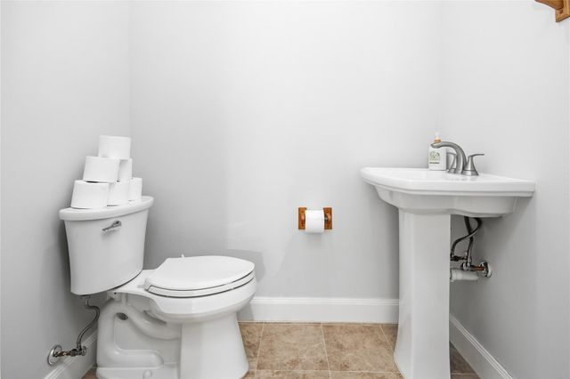 28427 E Benders Landing Boulevard, Spring, TX 77386