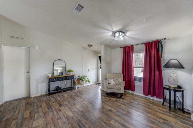 21631 County Road 37492, Cleveland, TX 77327