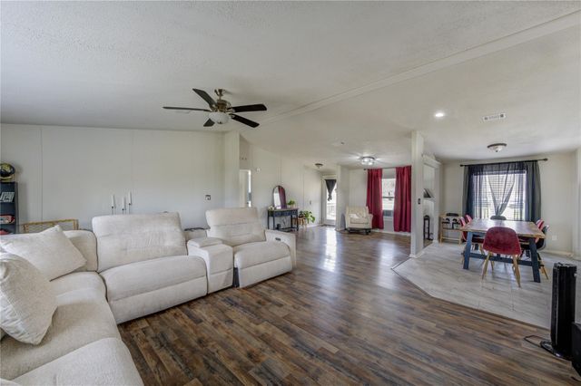 21631 County Road 37492, Cleveland, TX 77327