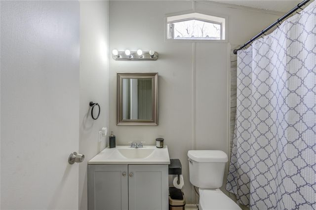 21631 County Road 37492, Cleveland, TX 77327