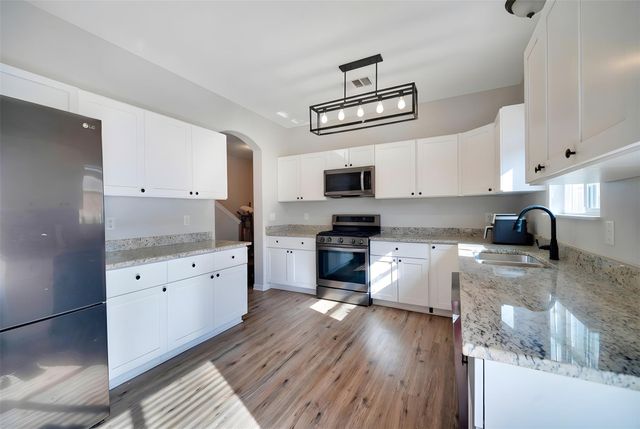 350 Carriage WAY, Kyle, TX 78640