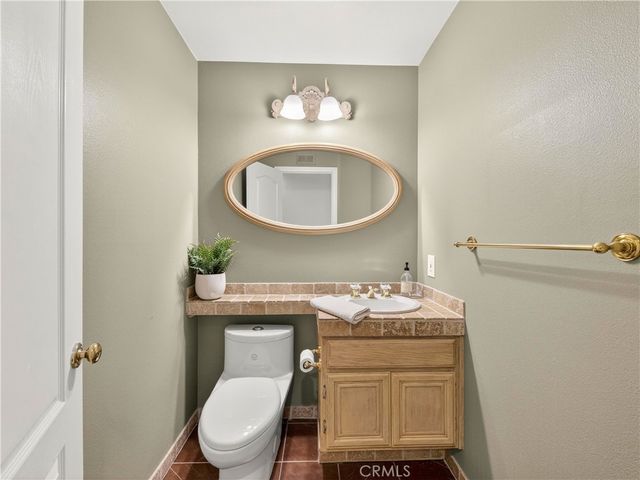 27149 Highlands, Valencia, CA 91354