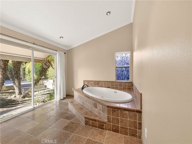 27149 Highlands, Valencia, CA 91354