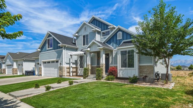 111 E SILVER OAK RD, Vineyard, UT 84059