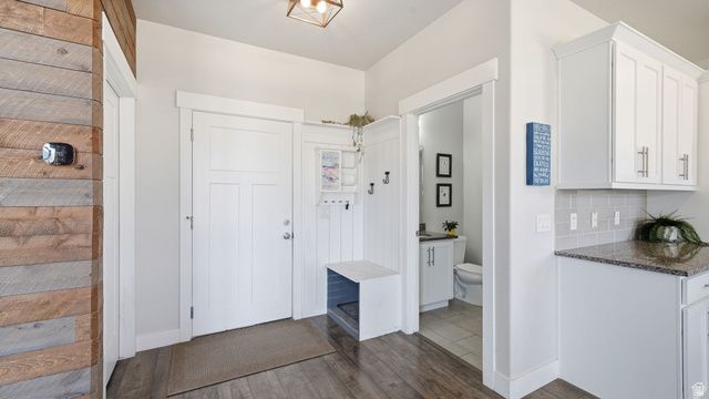 111 E SILVER OAK RD, Vineyard, UT 84059