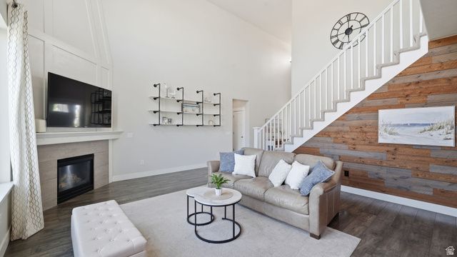 111 E SILVER OAK RD, Vineyard, UT 84059