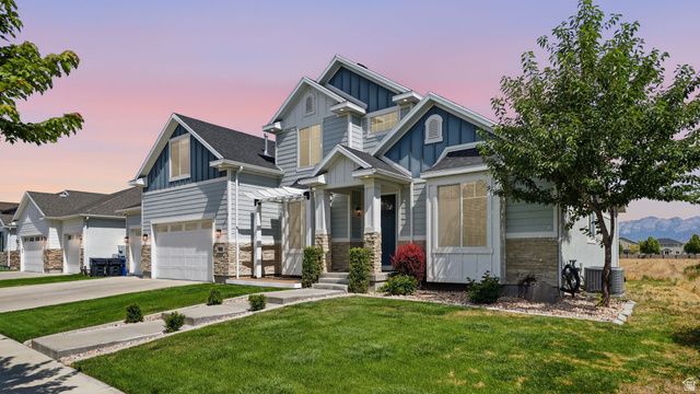 111 E SILVER OAK RD, Vineyard, UT 84059