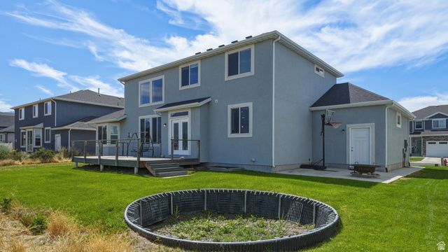 111 E SILVER OAK RD, Vineyard, UT 84059