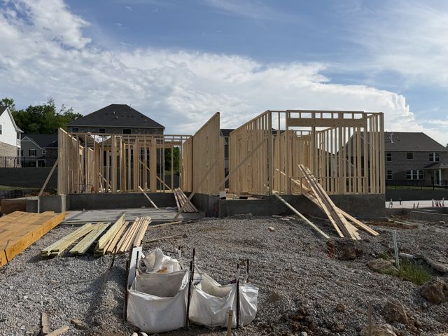 2409 Nolan Dr, Franklin, TN 37064