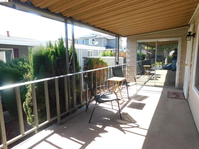 937 Northfield Drive, Hayward, CA 94544