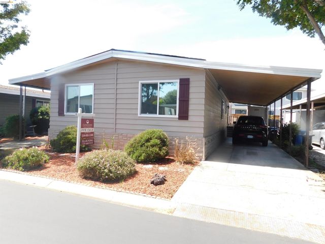 937 Northfield Drive, Hayward, CA 94544