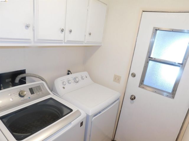 937 Northfield Drive, Hayward, CA 94544
