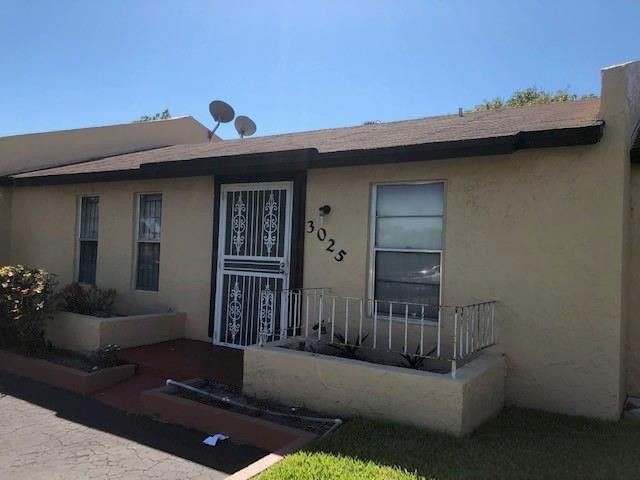 3025 NW 204th Terrace, Miami Gardens, FL 33056