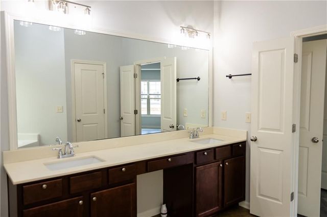 4960 Ducote Trail, Alpharetta, GA 30004