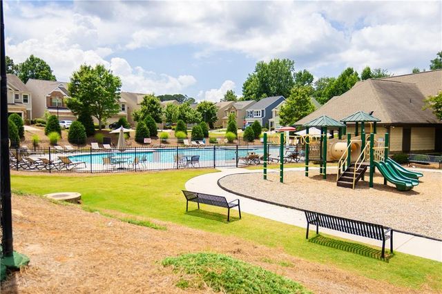 4960 Ducote Trail, Alpharetta, GA 30004