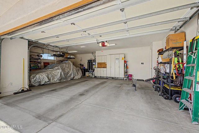 975 E COUNTY DOWN Drive, Chandler, AZ 85249