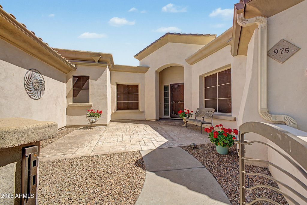 975 E COUNTY DOWN Drive, Chandler, AZ 85249 — photo 3
