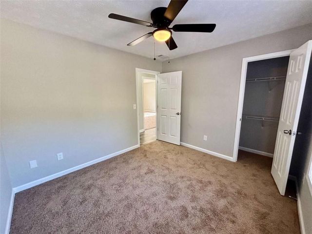 275 Thorn Brook Circle, Bethlehem, GA 30620