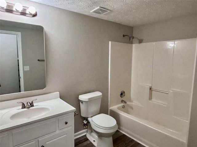 275 Thorn Brook Circle, Bethlehem, GA 30620