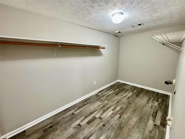 275 Thorn Brook Circle, Bethlehem, GA 30620