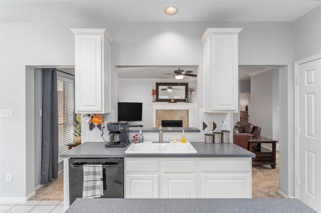 2309 Orleans Lane, Seabrook, TX 77586