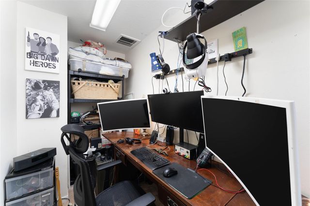 2309 Orleans Lane, Seabrook, TX 77586