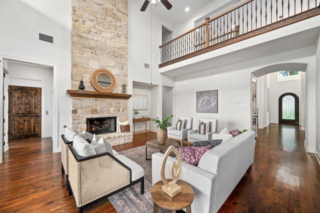 624 Santaluz PATH, Austin, TX 78732