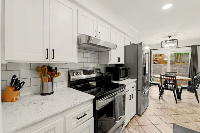 1235 N Sunset, Wichita, KS 67212