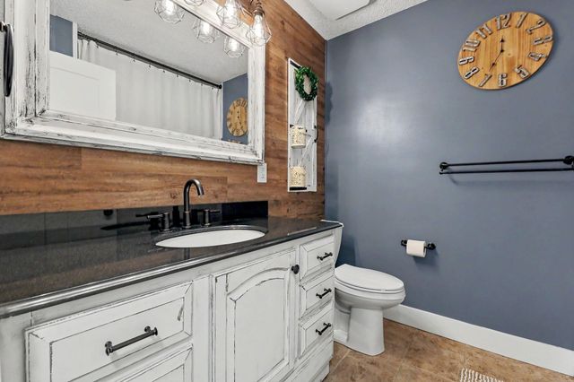 1235 N Sunset, Wichita, KS 67212