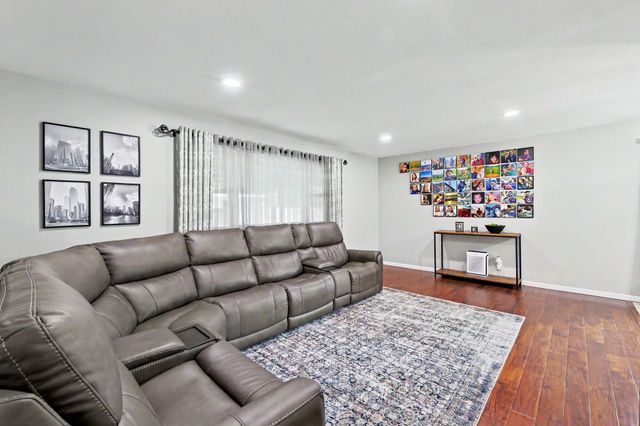 1235 N Sunset, Wichita, KS 67212