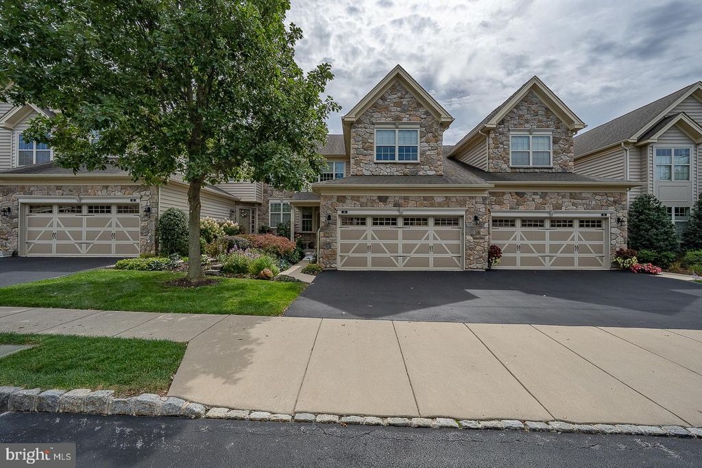 30 TULIP DR, MALVERN, PA 19355 — photo 3