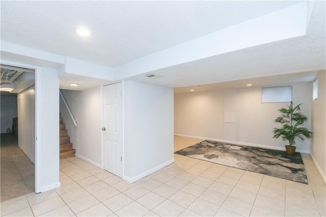 4404 E 137th Street, Grandview, MO 64030