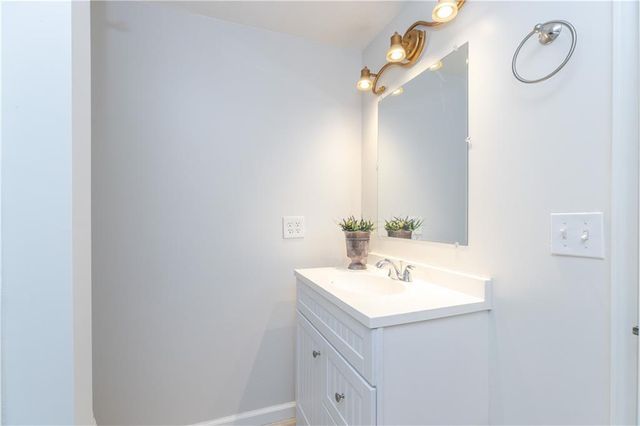 4404 E 137th Street, Grandview, MO 64030
