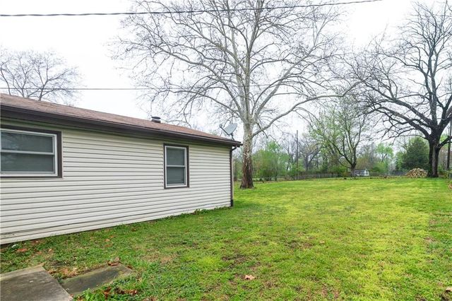 4404 E 137th Street, Grandview, MO 64030