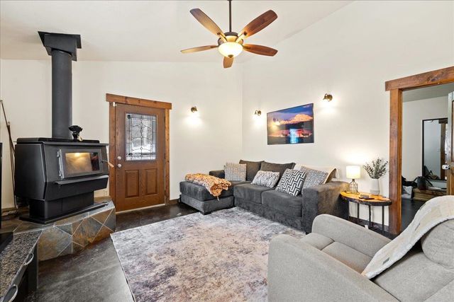 1581 SNOWBASIN ROAD, Fairbanks, AK 99709