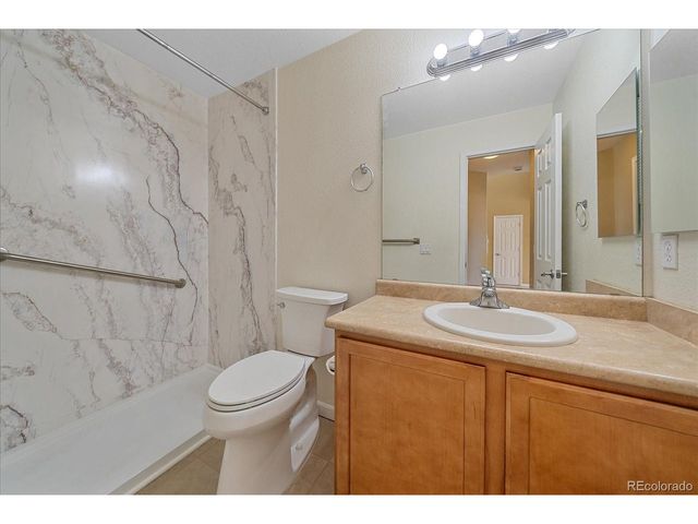 21942 E Jamison Pl, Aurora, CO 80016