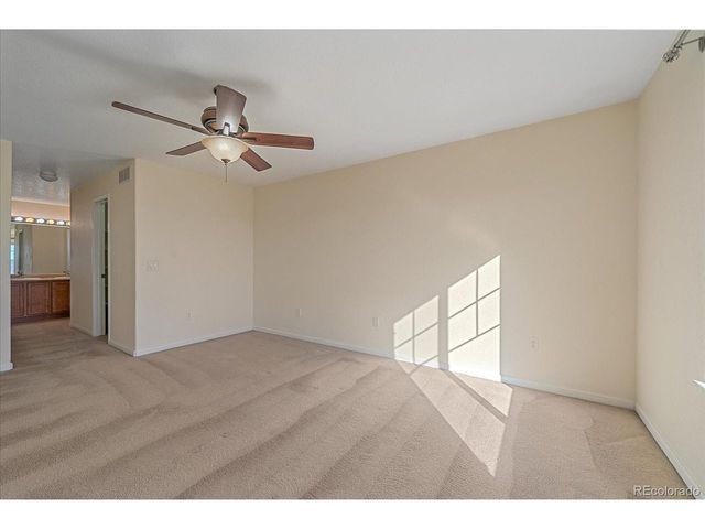 21942 E Jamison Pl, Aurora, CO 80016